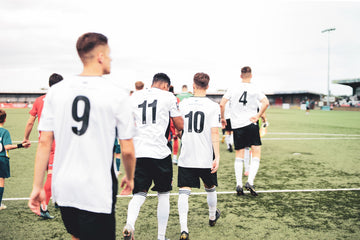 Boosting Team Spirit: Custom Apparel as a Game-Changer for Sports and Clubs
